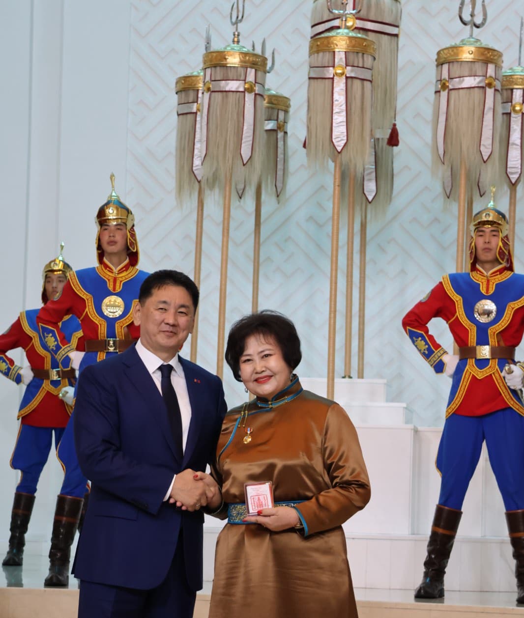 “Монголын Ипотекийн Корпораци”-ийн захирал асан Монгол Улсын Гавьяат Барилгачин Ц.Энхбаяр: Хүн бүрийн хүсэл өөрийн гэсэн орон сууцтай болох . . .