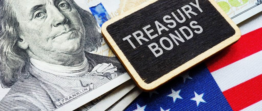 Инфляцийн эрсдэл өндөр байгаагаас хөрөнгө оруулагчдын бонд худалдан авах сонирхол буурч байна